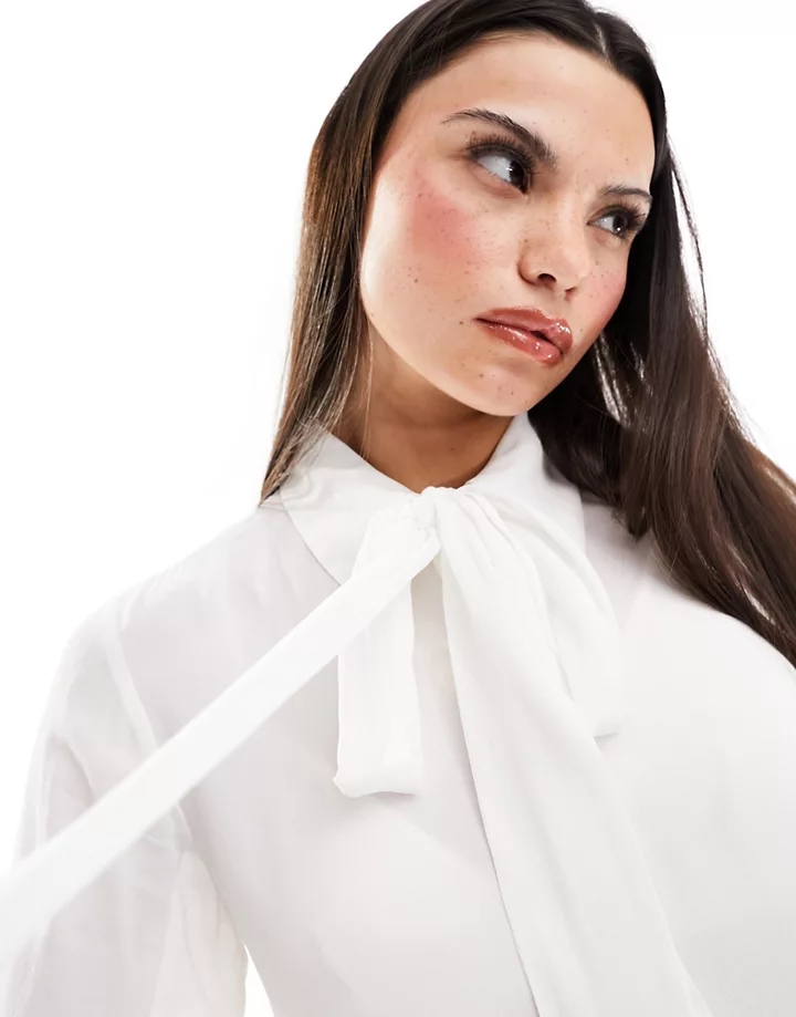 Blusa blanca con detalle de lazo en la parte delantera de Mango Blanco BJtUOcts