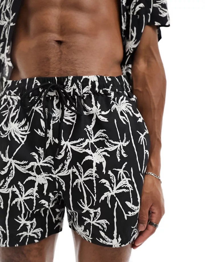 Pantalones cortos playeros con estampado abstracto de palmeras de Southbeach (parte de un conjunto) MULTICOLOR BooVYf5J