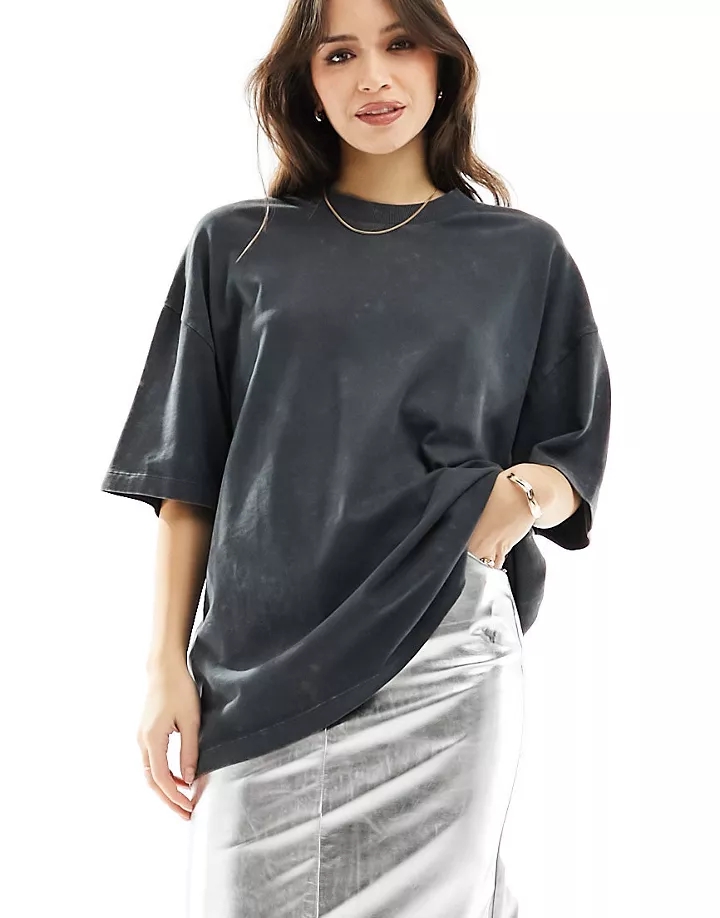 Camiseta gris carbón lavado de corte holgado extragrand