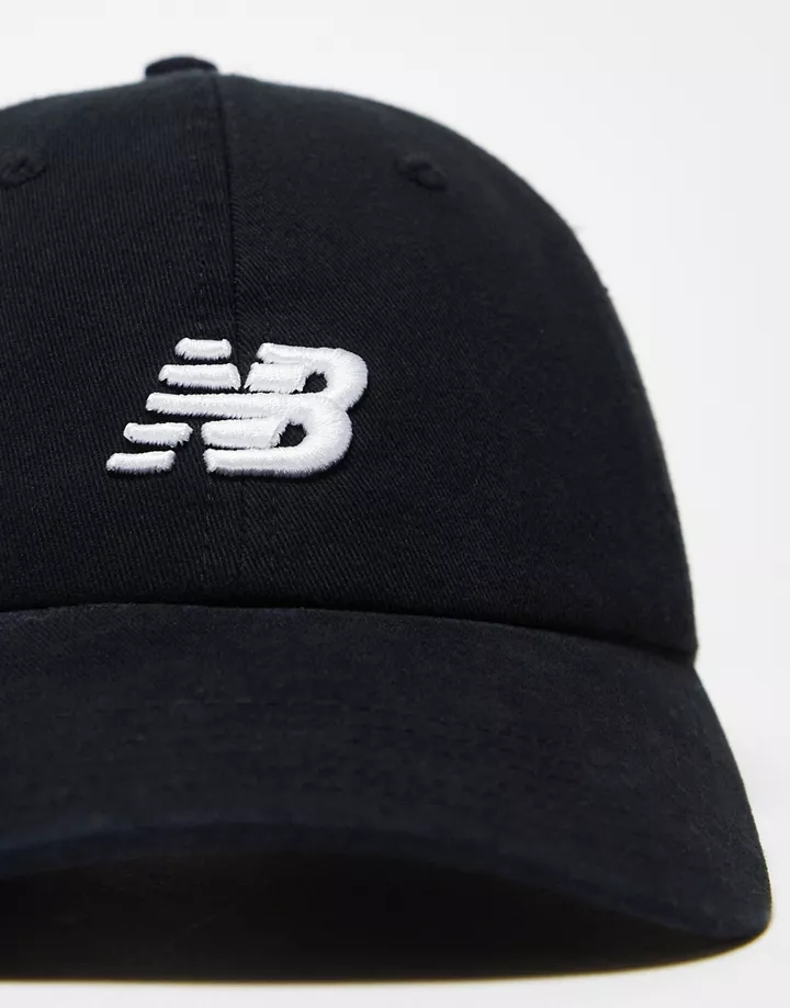 Gorra negra con logo de New Balance Negro DmVHZ511