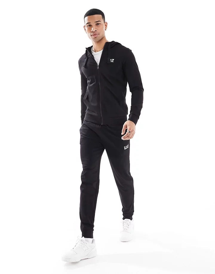 Chándal negro de joggers y sudadera con capucha, cremallera y logo de Armani EA7 Negro Dmscr3YG