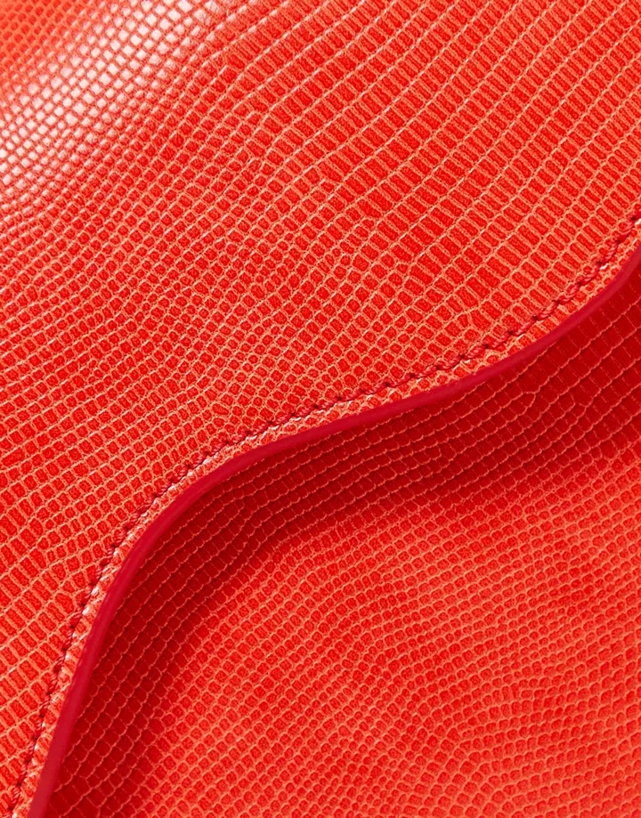 Bandolera y bolso de hombro rojo con diseño ondulado de cuero sintético Elude de Hvisk Rojo ficción Du0IdxKD