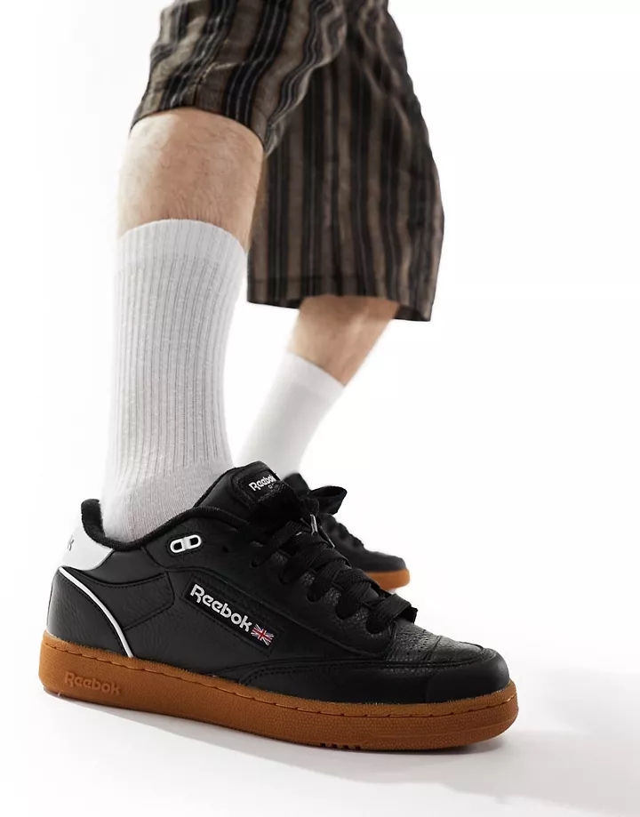 Zapatillas de deporte negras con suela de goma Club C B