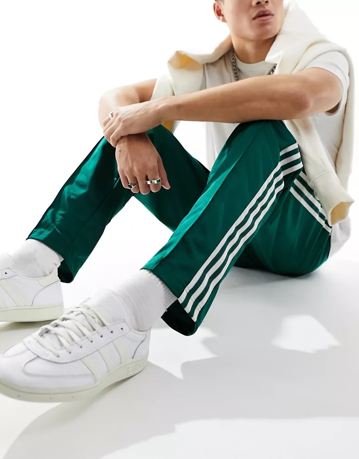 Pantalones de chándal verdes y blanco hueso Archive de adidas Originals Verde medio EO0gO2Q0