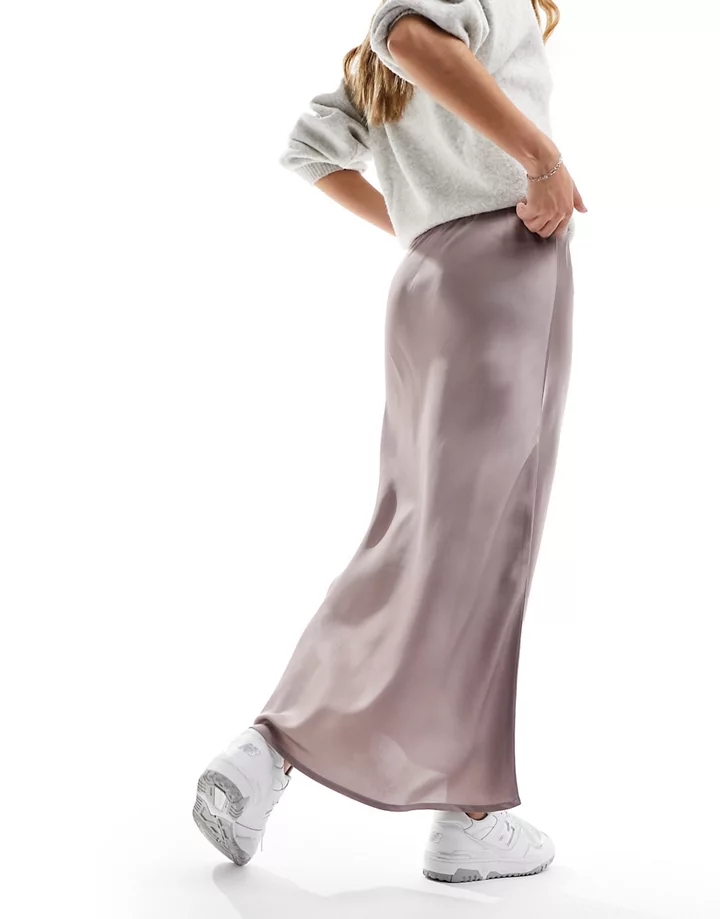 Falda semilarga color ostra con detalle de cordón ajustable de satén de Wednesday´s Girl Ostra EcrbqgOe