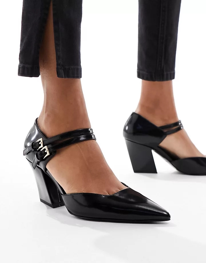 Zapatos negros de tacón de estilo wéstern con puntera f