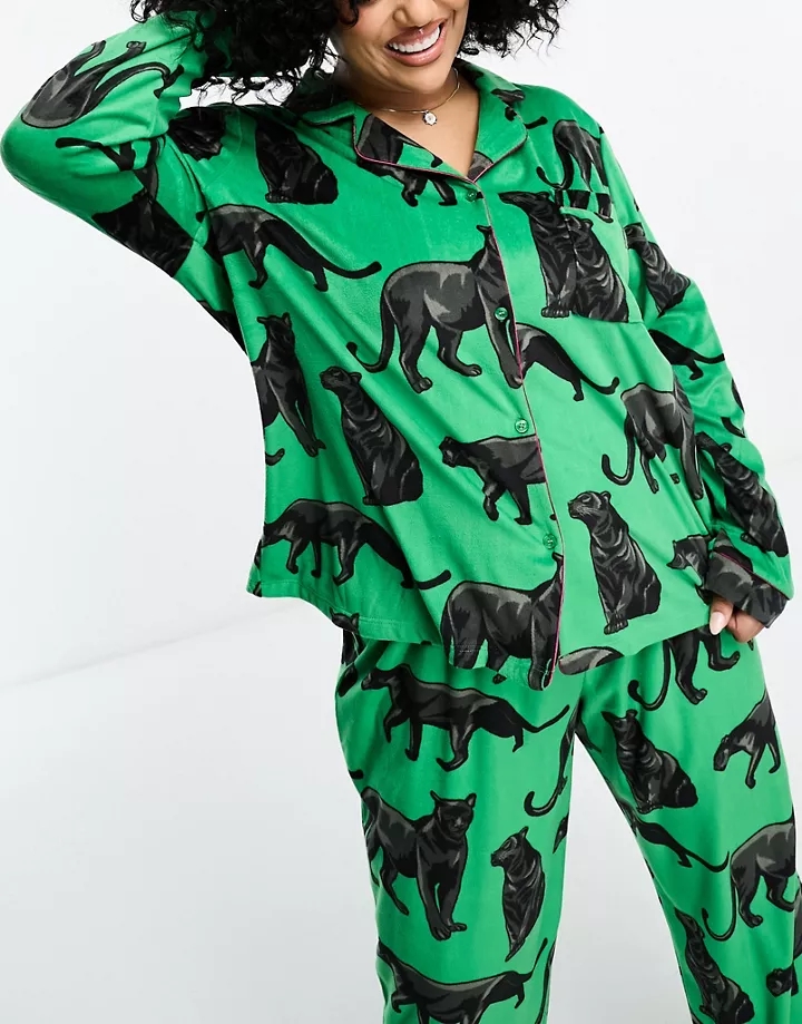 Pijama verde manzana de pantalones y top con estampado de panteras de velour de Chelsea Peers Curve Verde manzana G5V1J7aa