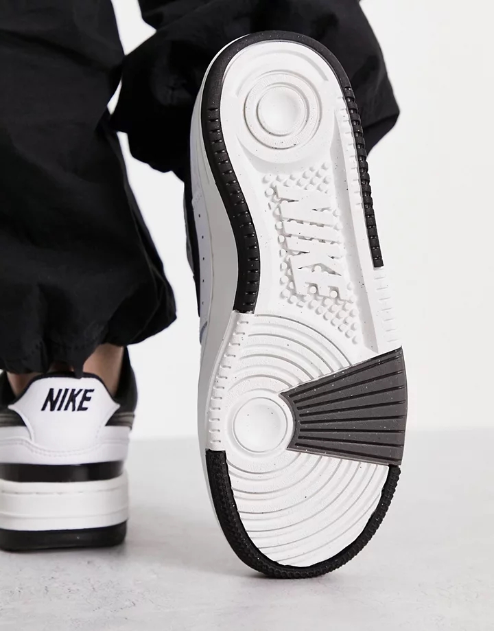Zapatillas de deporte blancas y negras Gamma Force de Nike Blanco G8Z2X6Kv