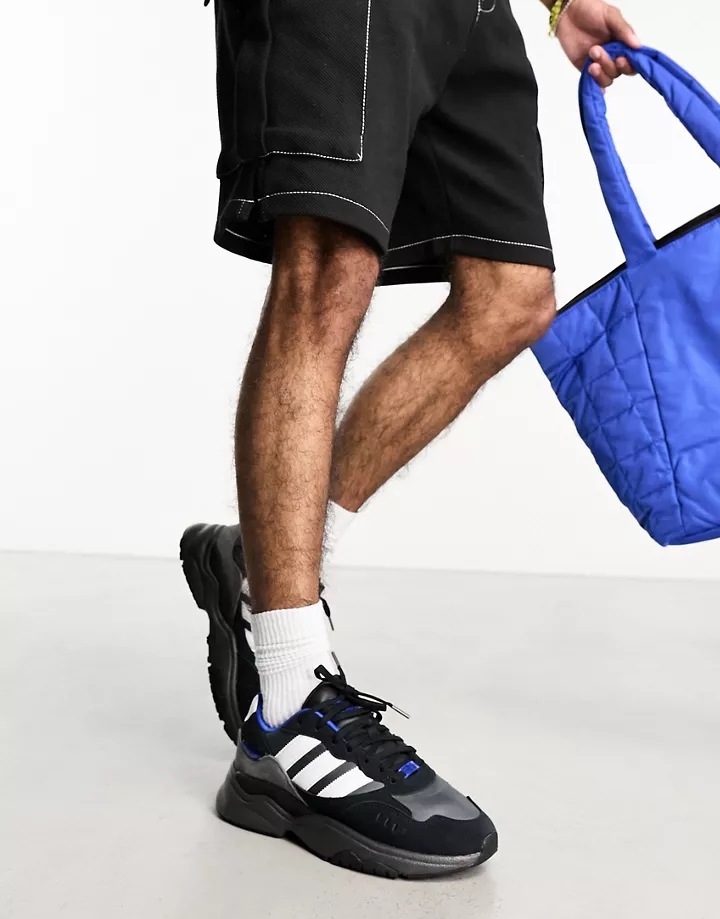 Zapatillas de deporte negras con detalles azules Retrop