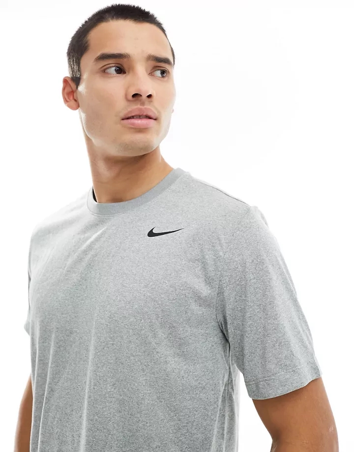 Camiseta gris Dri-FIT Reset de Nike Training Gris H2gUcTyE