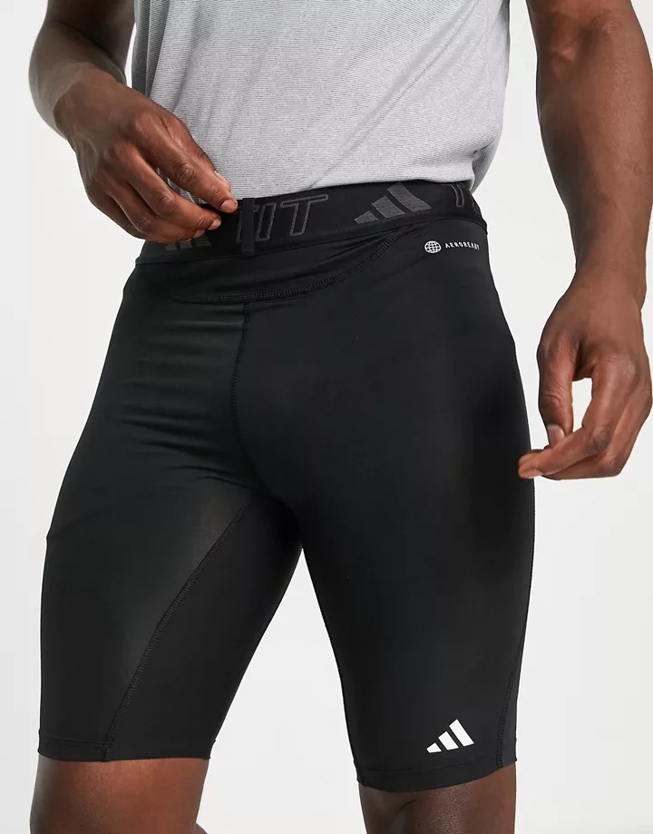 Pantalones cortos negros Techfit de adidas Training Negro bezUvXbz