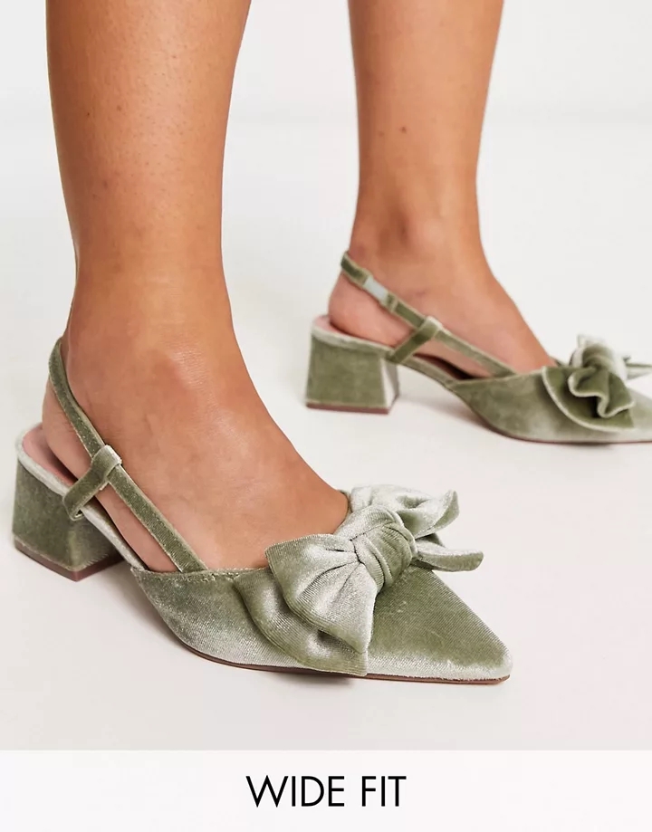 Zapatos verde salvia de tacón medio con tira talonera y lazo de terciopelo Saidi de DESIGN Wide Fit Terciopelo verde salvia cSbv9ReR