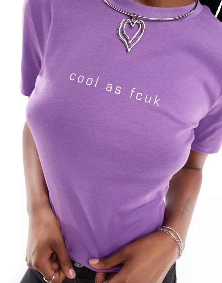 Camiseta violeta entallada con estampado  Violeta/blanco cyUsJEvZ