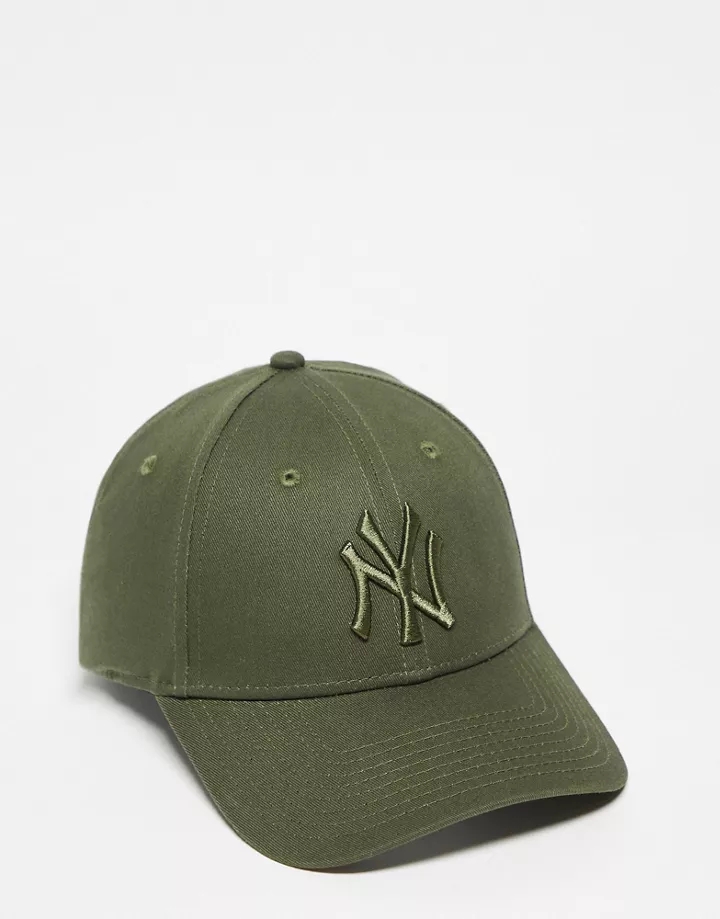 Gorra caqui con logo de los NY Yankees de la MLB 9Forty