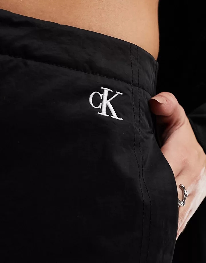 Pantalones negros de estilo paracaidista de Calvin Klein Jeans Negro Ck dPfP9LME