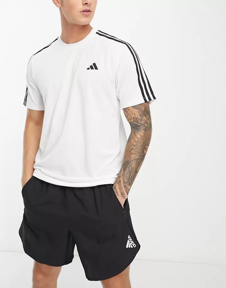 Camiseta blanca con diseño de 3 rayas Essential de adidas Training Blanco/negro dUUgpEzj