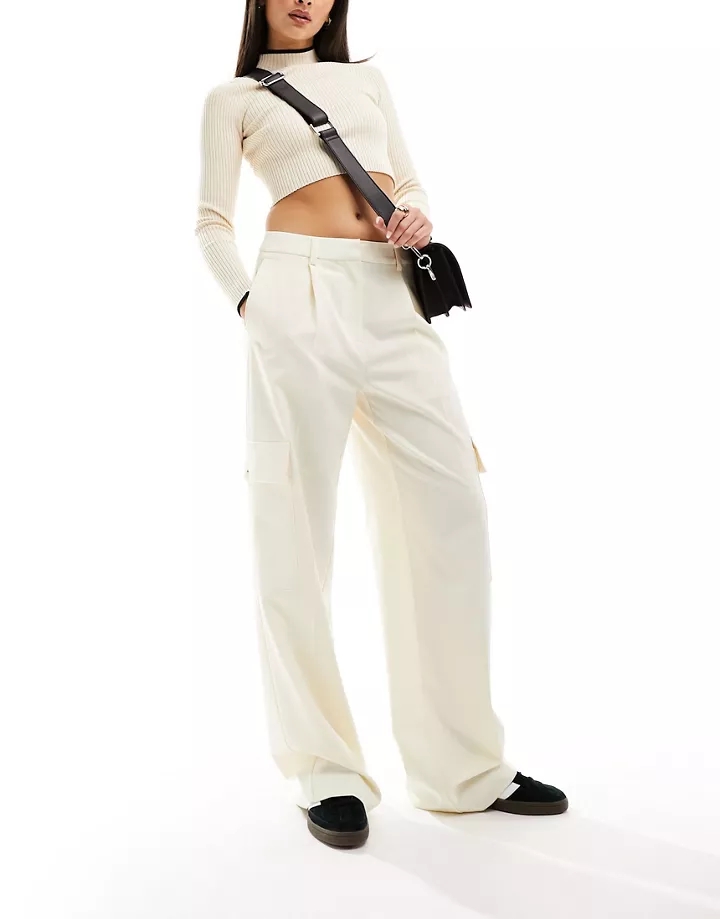 Pantalones color crema de sastre con bolsillos de EDITED Crema da46WDtO