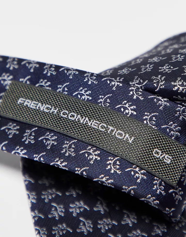Corbata azul marino con diseño de flores y hojas de French Connection Marino dvq4MKuX