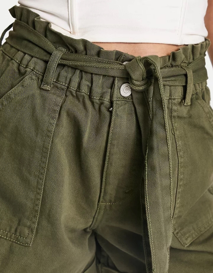 Pantalones cortos caqui oscuro con cinturilla paperbag de New Look Verde eG9y8fUG