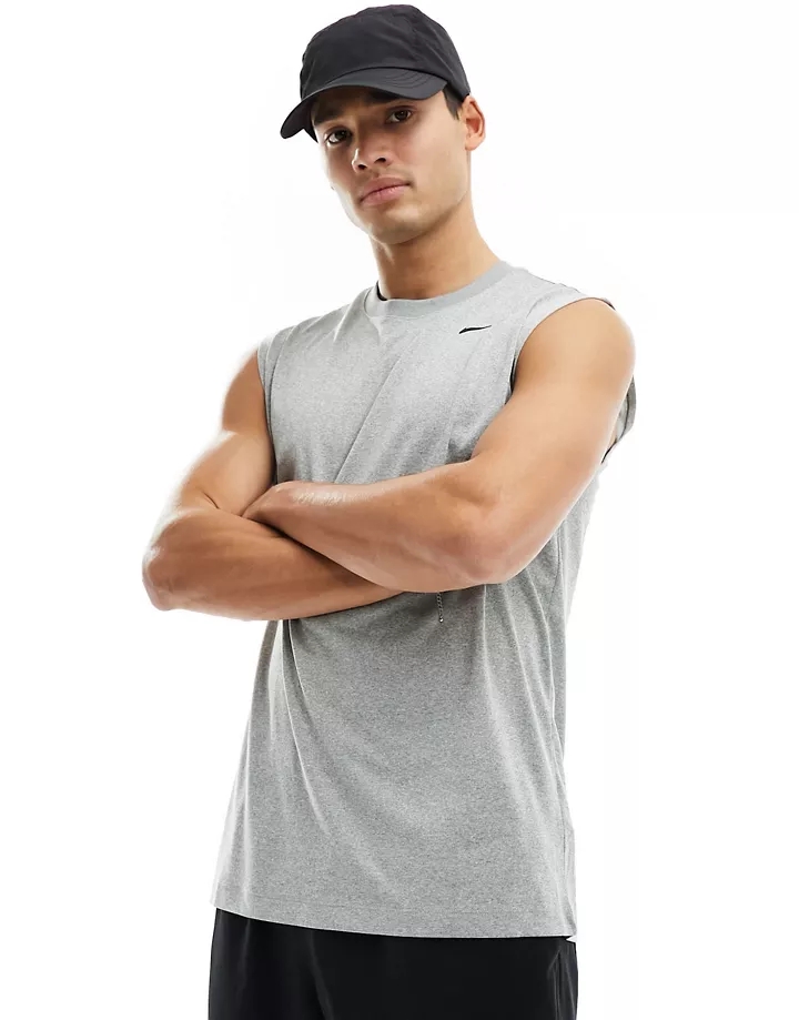 Camiseta gris sin mangas Dri-FIT Reset de Nike Training