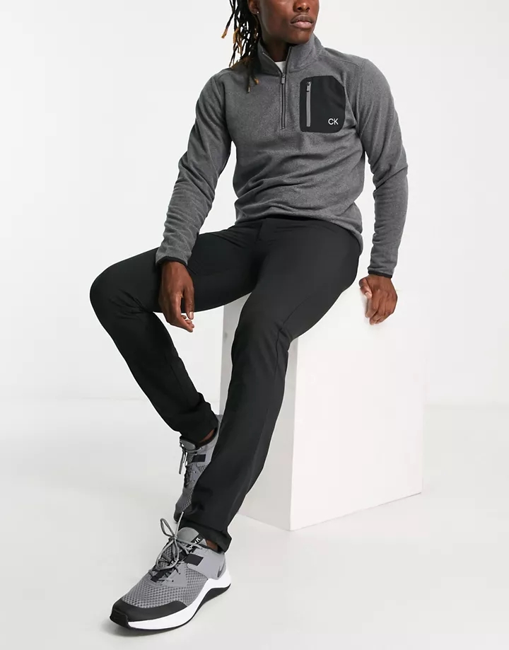 Top gris carbón con cremallera corta y bolsillo de parche de felpa Planet de Calvin Klein Golf Gris claro eSzbhiPA