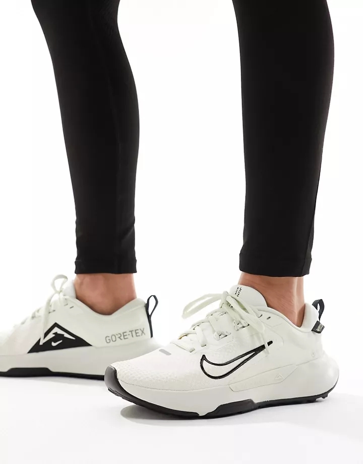 Zapatillas de deporte blanco hueso y verde luminoso Juniper Trail GTX de Nike Running Blanco eqF94WK6