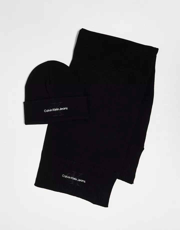 Set de gorro y bufanda negros con monograma de Calvin Klein Jeans Negro giWUTFUO