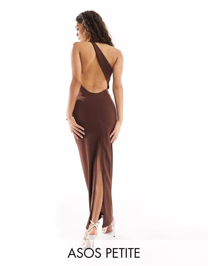 Vestido largo marrón chocolate con diseño moldeado asim