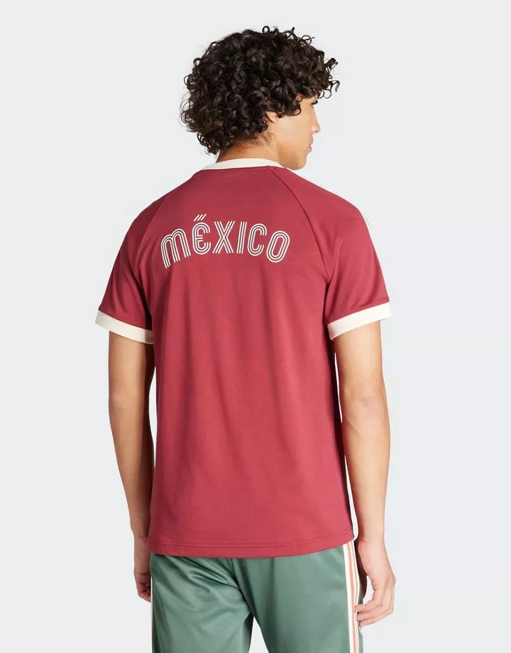 Camiseta burdeos con detalle de 3 rayas y diseño  Granate noble gwrBTMXO