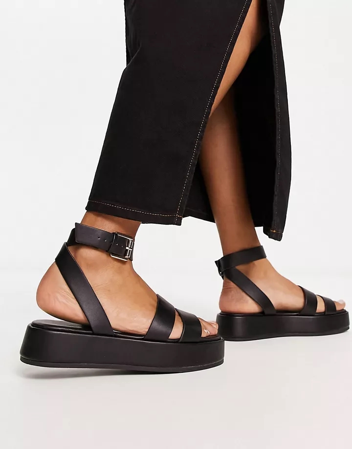Sandalias negras de estilo años 90 con plataforma plana gruesa de New Look Negro h5bX6oke