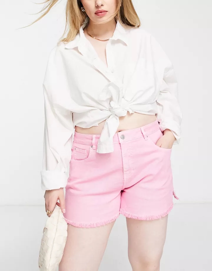 Pantalones cortos vaqueros rosa chicle con bajos deshilachados de Simply Be Rosa hgAE8cad